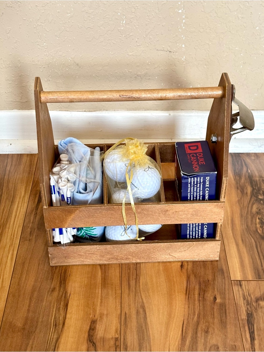 Father’s Day wooden beer holder and gift supplies set